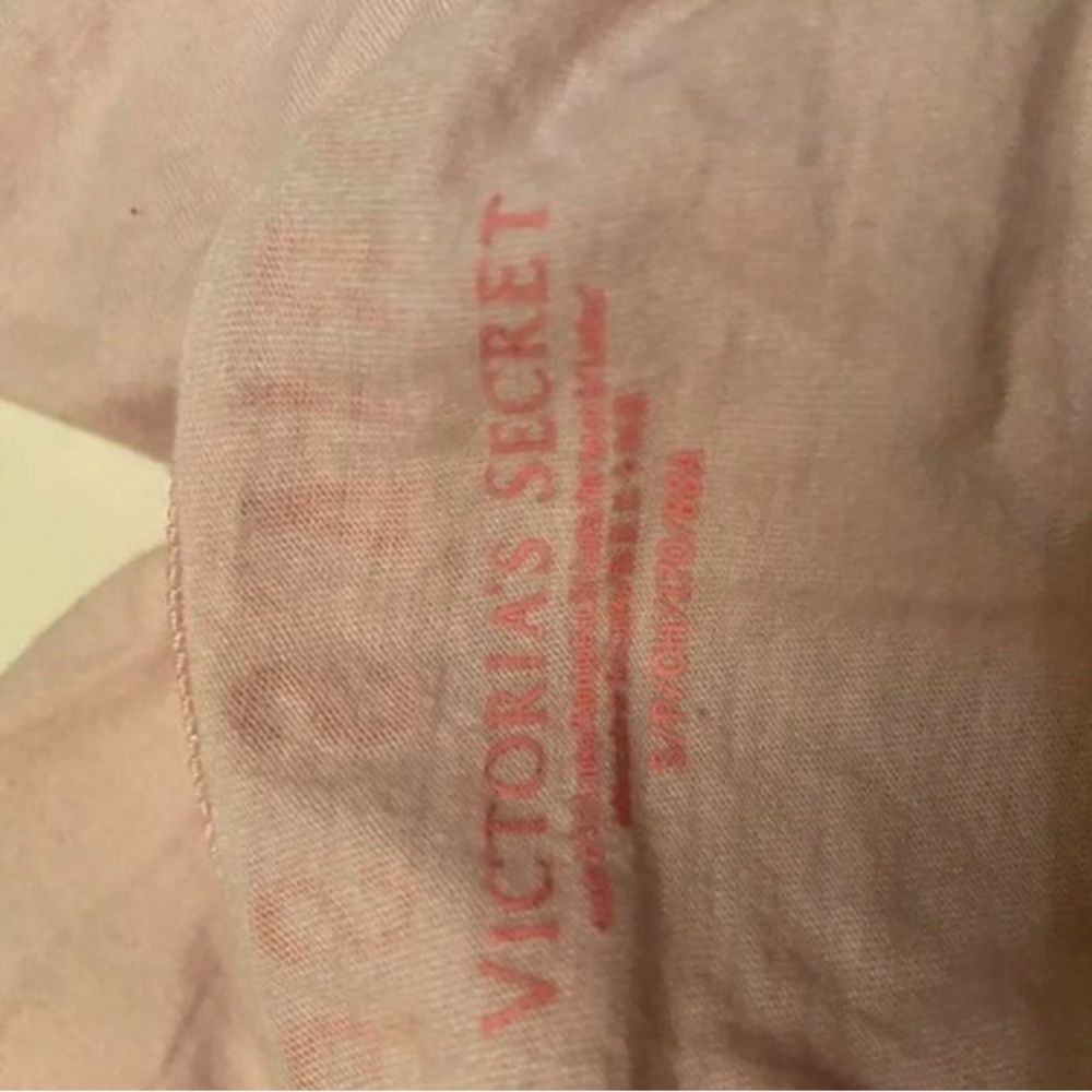 Victoria’s Secret Pink Tee - Picture 3 of 3